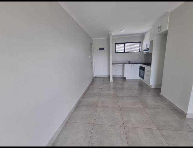 2 BEDROOM APARTMENT FOR SALE IN HAYFIELDS
